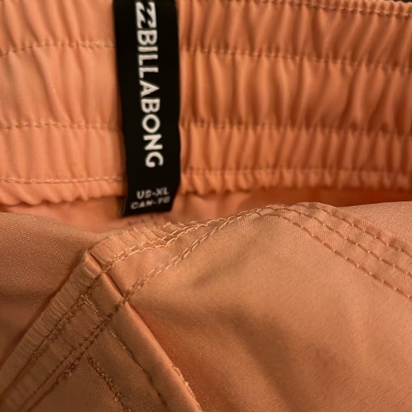 Billabong Kai Hybrid Shorts Peach Size XL NWT - Picture 4 of 5